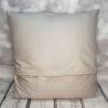 Housse de coussin en satin de coton sable broderie "Papillon exquis" (coussin en option) - 45x45cm Housse de coussin en satin de coton sable broderie "Papillon exquis" (coussin en option) - 45x45cm