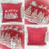 Coussin en coton rouge avec broderie "Forêt de Noël" - 45x45cm