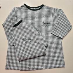 Service de broderie sur tablier d'écolier